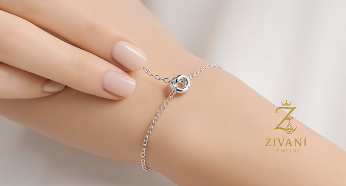 وجود زنجیر اضافه در انتهای دستبند برای سایز شدن دستبند