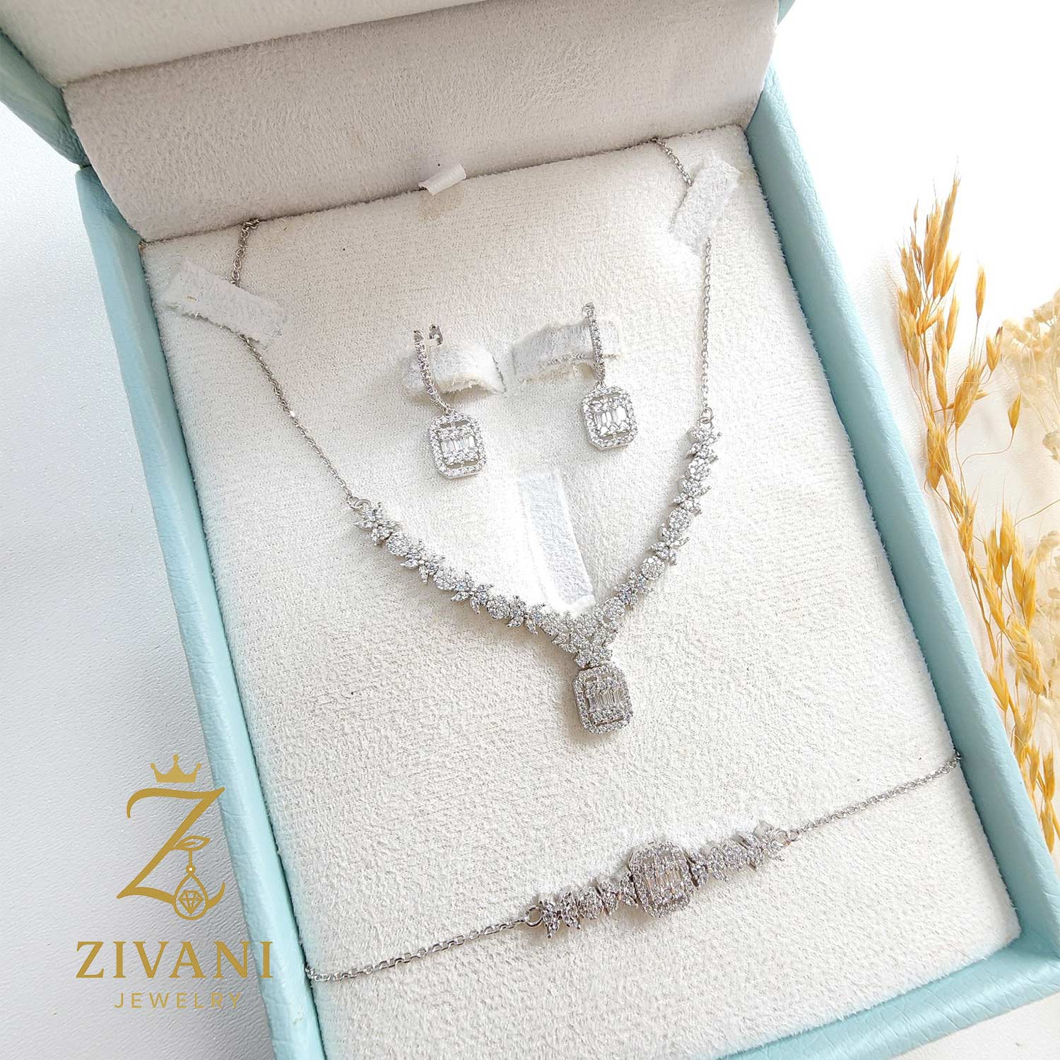 سرویس نقره زنانه امرالدکات