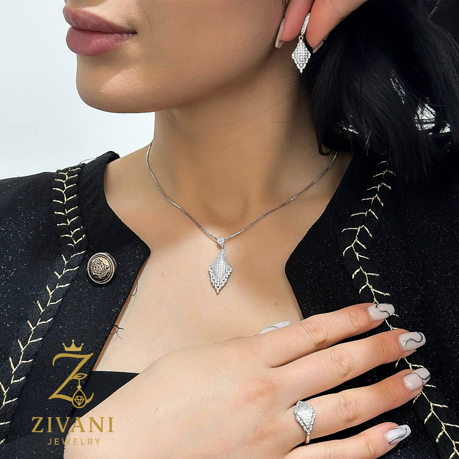 نیم ست نقره زنانه طرح طلا