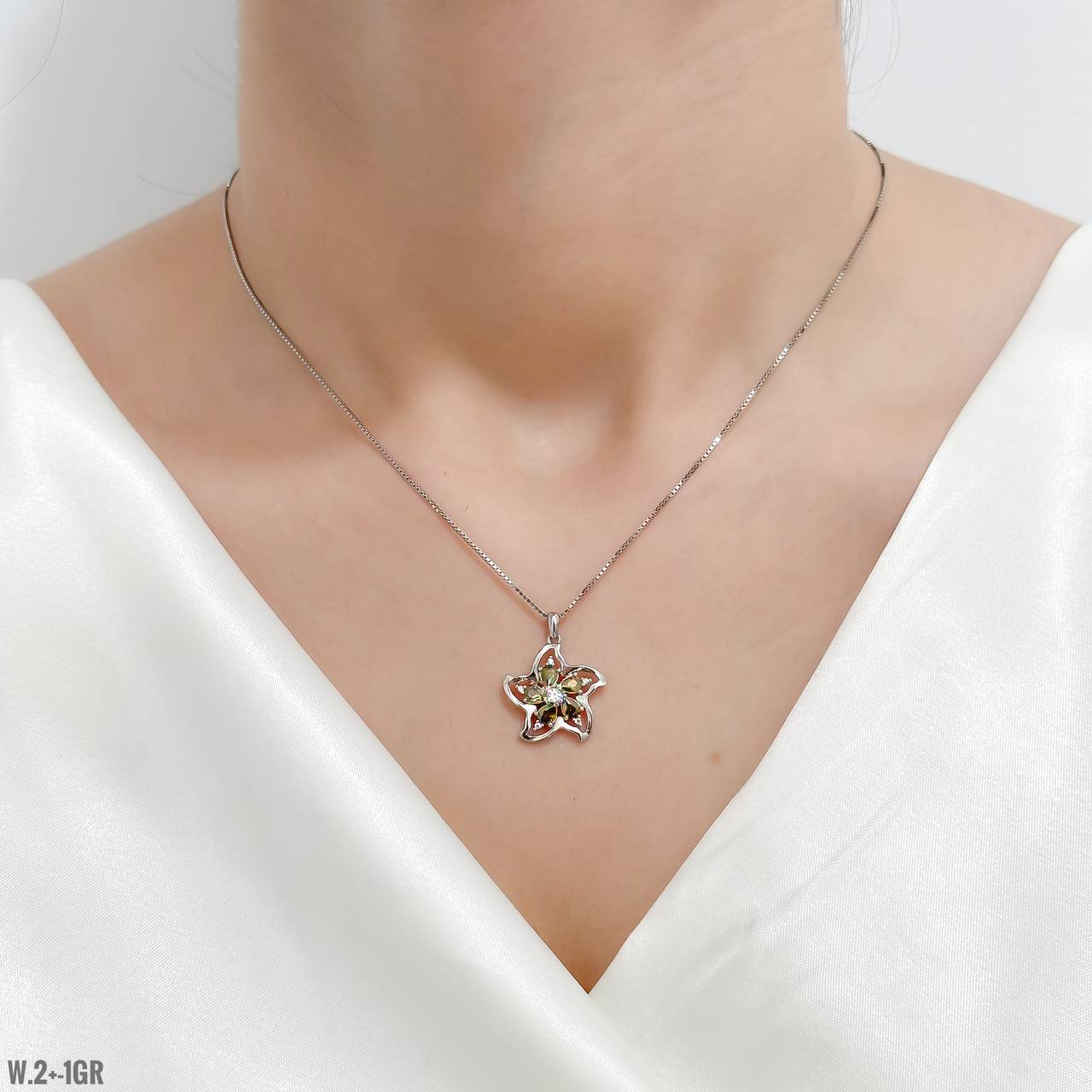 گردنبند نقره فلاور گل سبز زیتونی