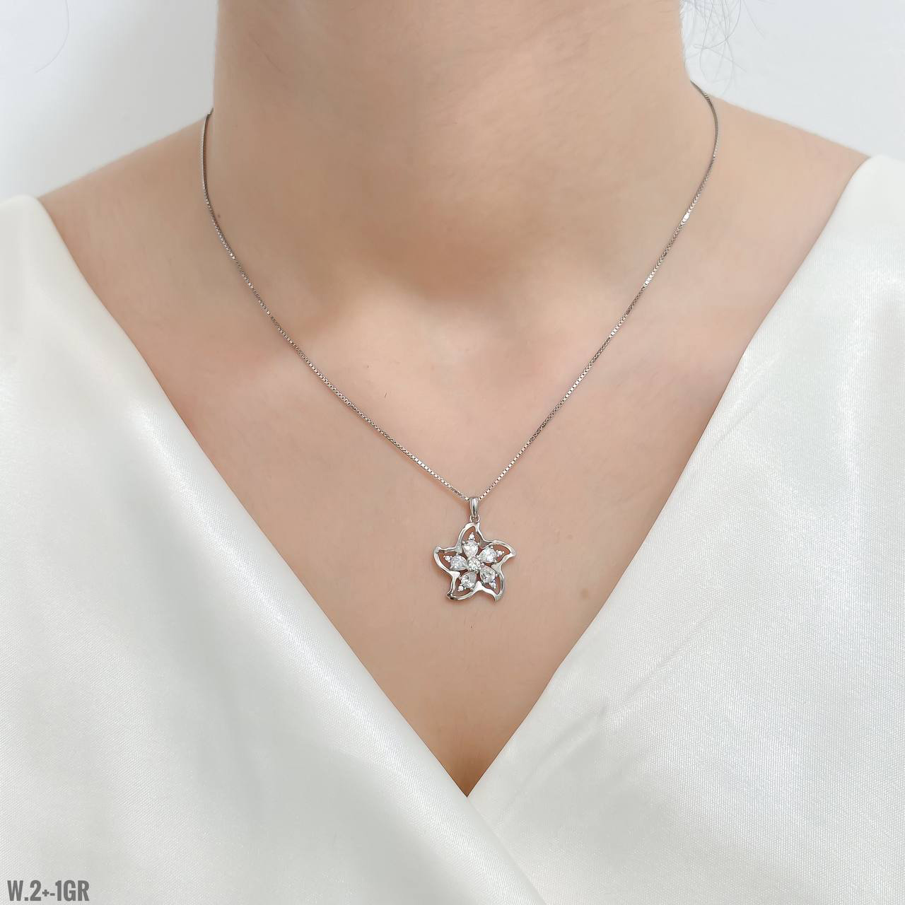 گردنبند نقره فلاور گل سفید