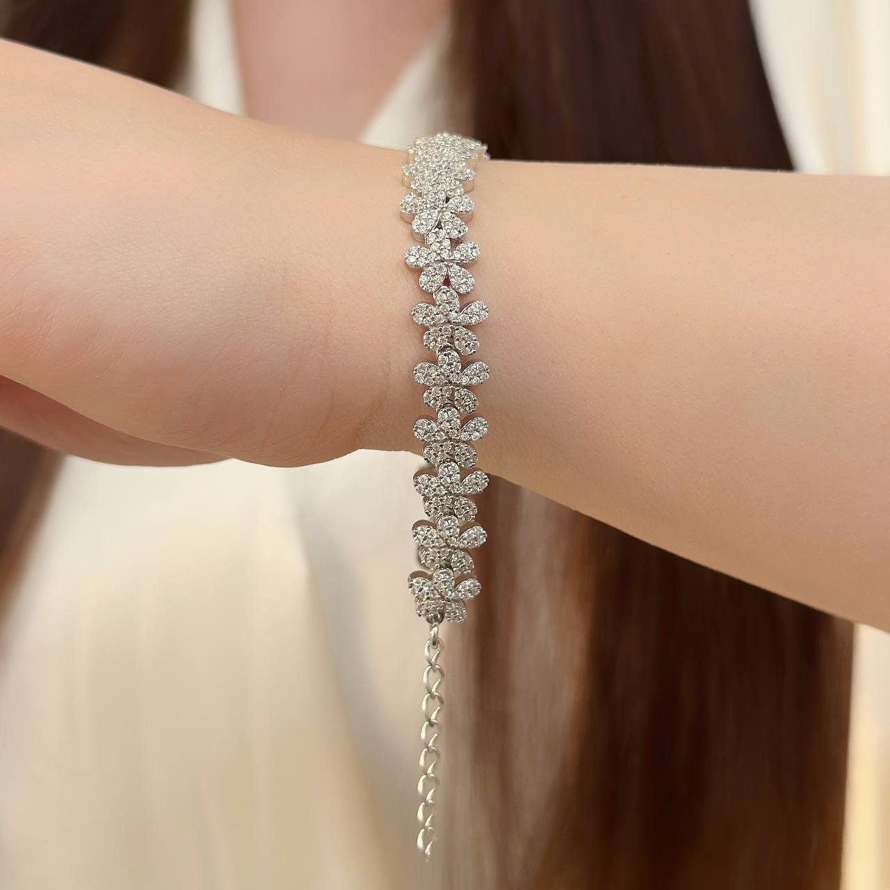 دستبند نقره زنانه گل عیار 925 خاص و مجلسی و سنگین zi-b-49 - زنجیر اضافه