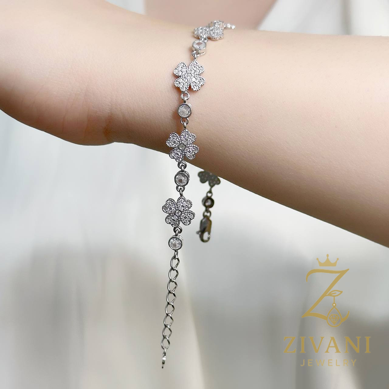 دستبند نقره زنانه شبدر zi-b-59 زنجیر اضافه