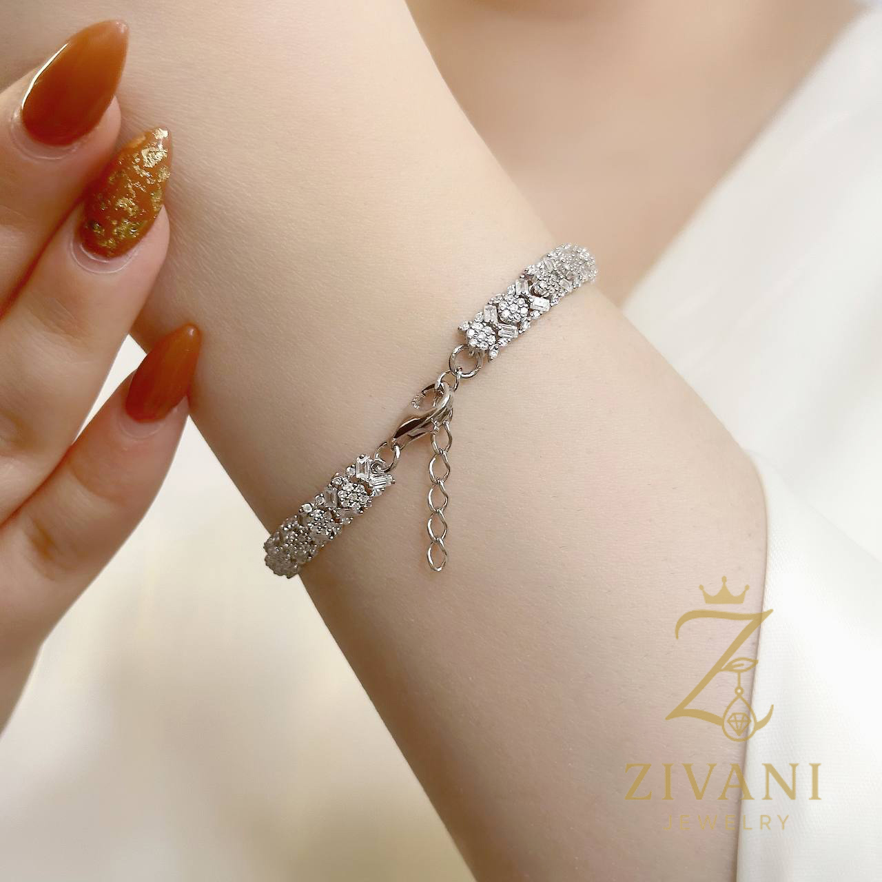 دستبند نقره زنانه فلاور zi-b-70 عکس از قفل دستبند